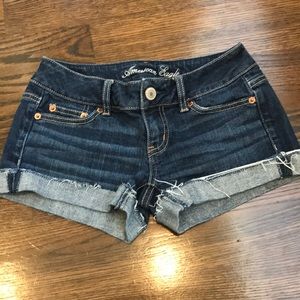 American Eagle Jean Stretch Shorts in Size 00